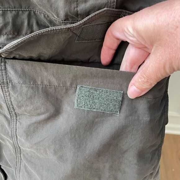 L.L. Bean Women’s Baxter State Parka Goosedown Olive Green Coat $329 M Petite - Picture 5 of 13